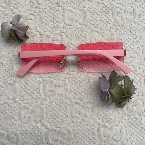 Women’s sunglasses - Picture 2 of 3